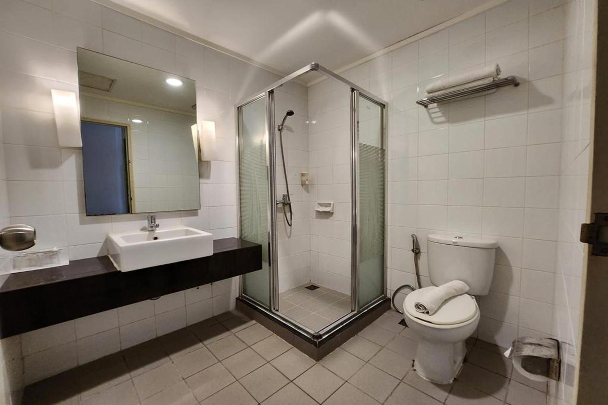 Hotel Glodok Plaza Jakarta Exterior foto